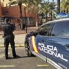 Abordaba a las víctimas por la espalda y les ponía un arma blanca en el cuello para robarles