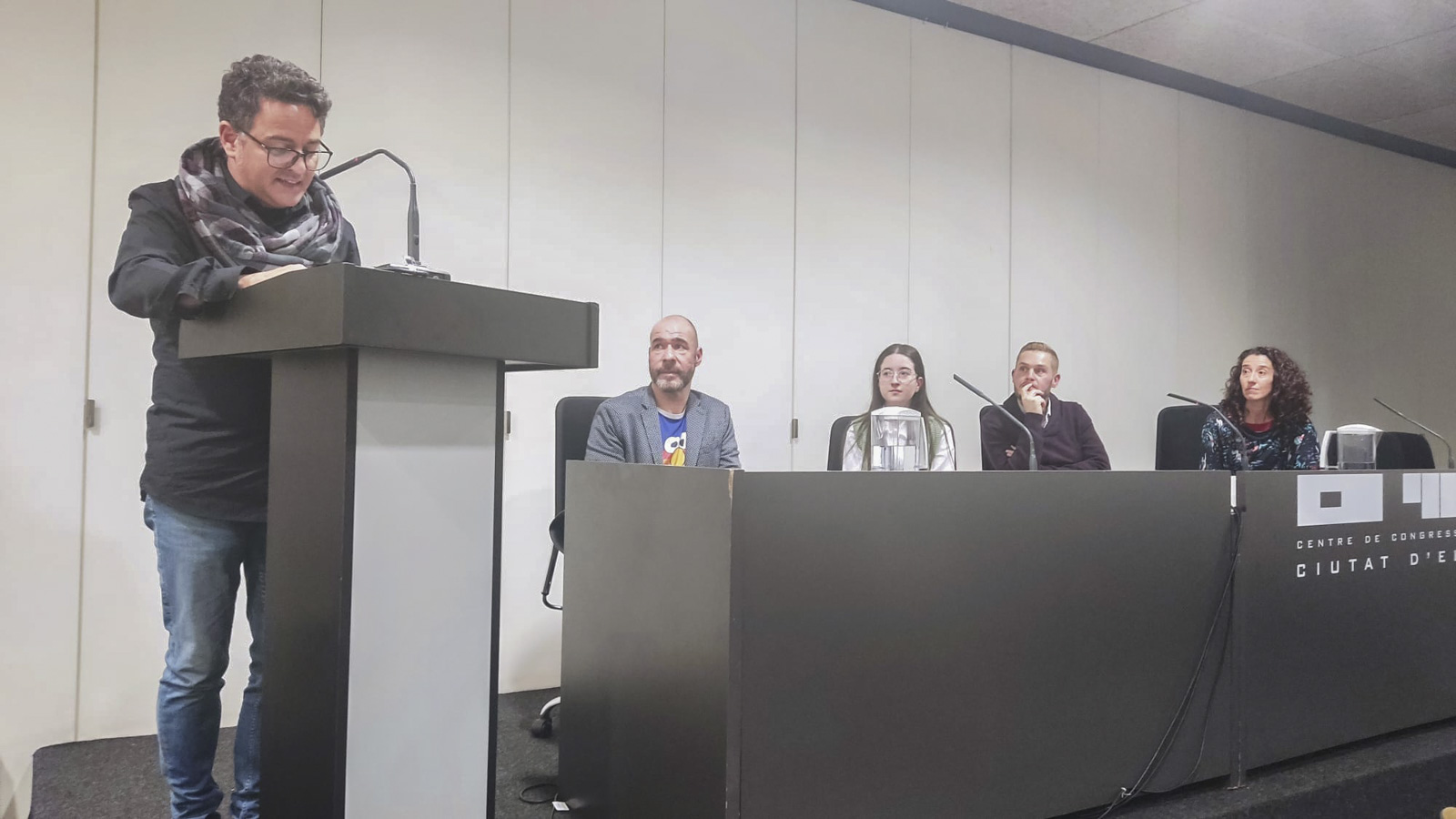 Entrega de premios del I Certamen Literario por la Diversidad - Versión ...