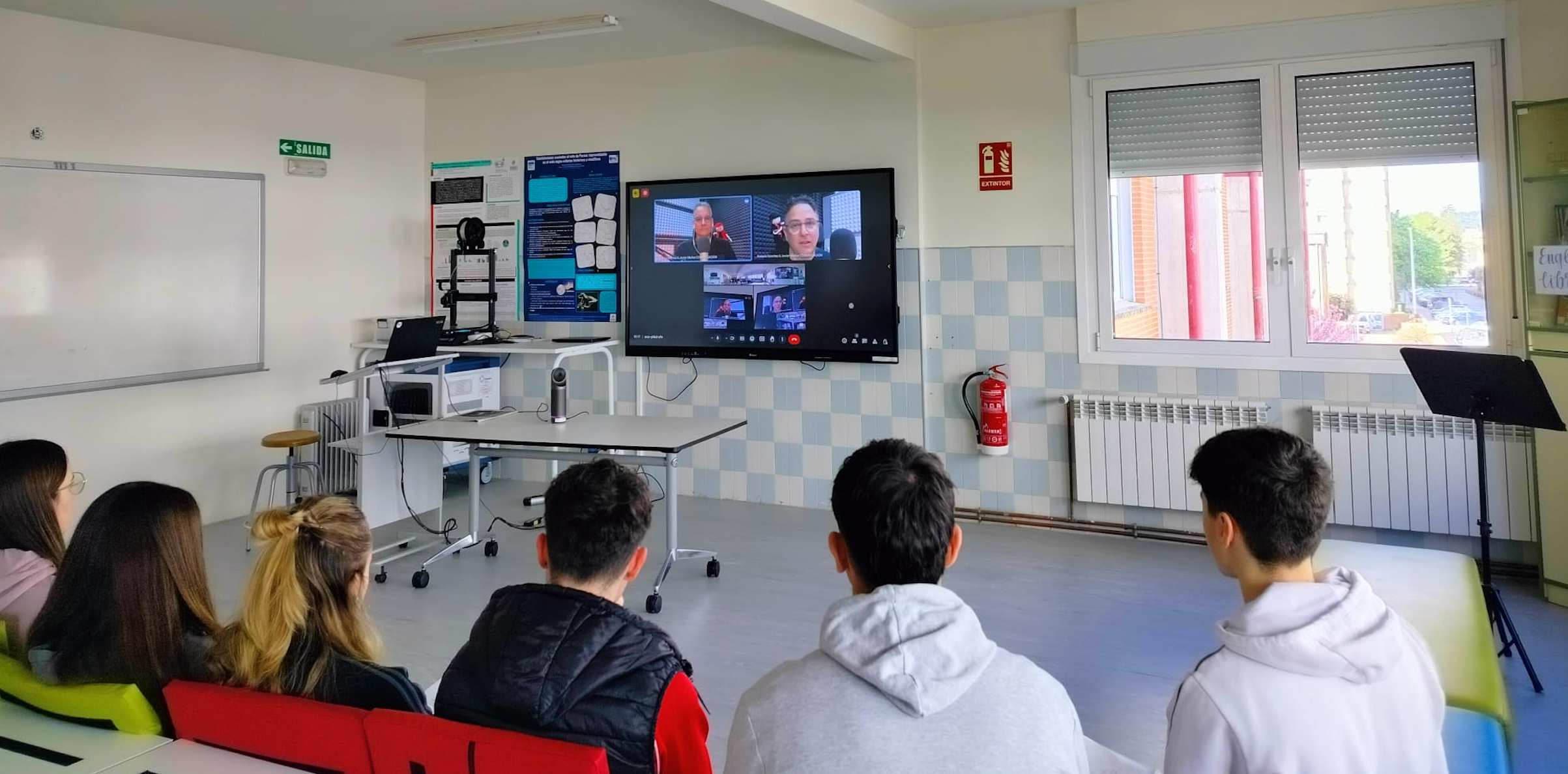 Alumnado del IES Barañáin de Pamplona conocen de primera mano el ...
