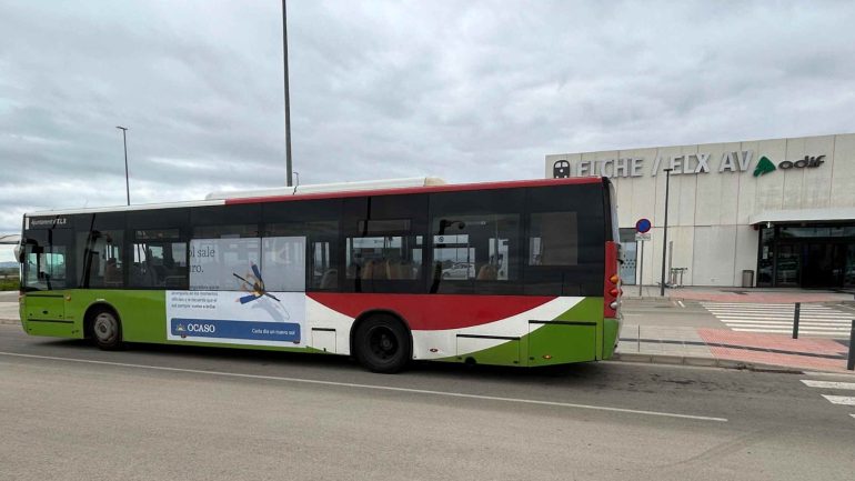Autobús gratuito en Elche para más de 9.000 jóvenes del 1 de julio al 31 de diciembre