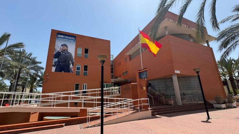 La Policía Nacional detiene en Elche a dos mujeres por presentar denuncias falsas de robos