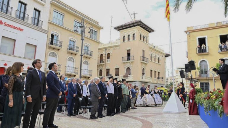 Elche suspende el acto del 9 d’Octubre, la Fireta y actividades al aire libre por culpa de la alerta naranja