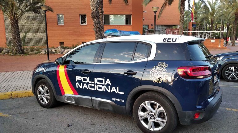 Detienen a dos personas por estafar 160.000 euros en reformas de viviendas