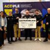 La UltraHélike entrega el cheque solidario de 5.000 euros a la Fundación UAPO