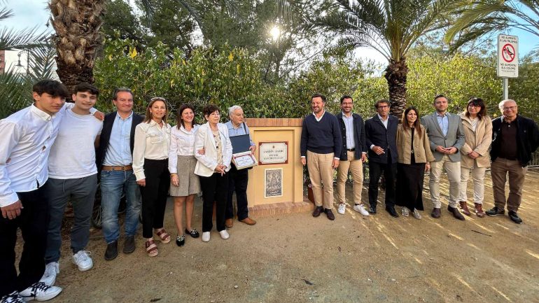 El pintor, Fernando Sánchez y Juan, ya tiene su Jardín en Elche