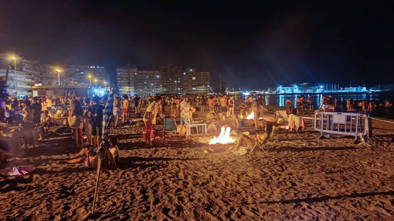 Santa Pola. En la noche de San Juan solo se podrán hacer hogueras en zonas acotadas de Gran Playa y playa de Levante
