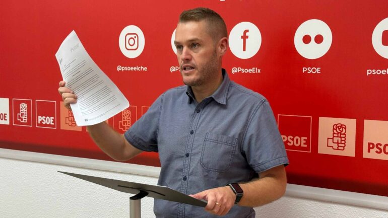El PSOE denuncia que la Generalitat recorta en igualdad y congela la inversión social en Elche