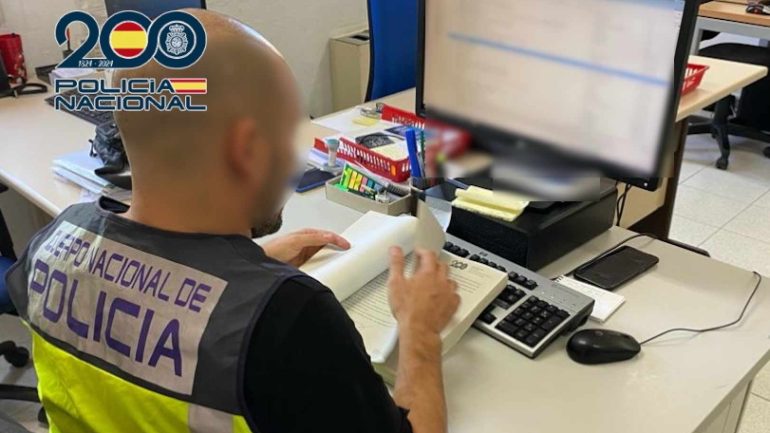 Tres personas detenidas en Elche por vender falsas joyas de oro en casas de compra-venta