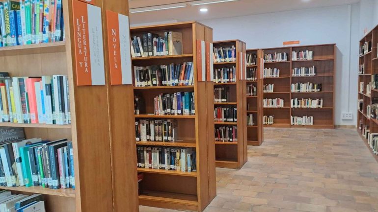 Bibliotecas de Elche: préstamo, actividades, visitas guiadas, colaboración con asociaciones…