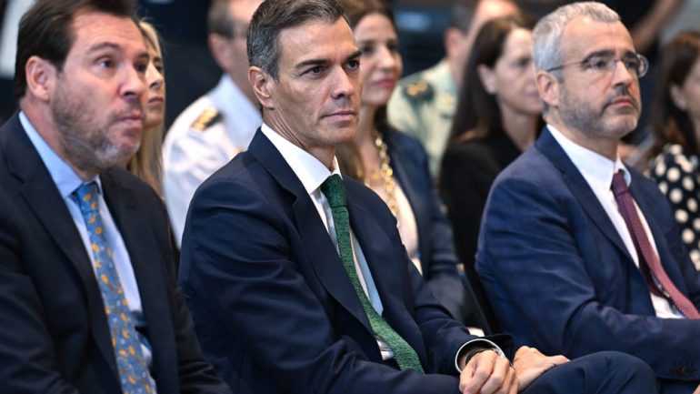 Reacciones políticas en Elche a la convocatoria de elecciones generales por parte de Pedro Sánchez