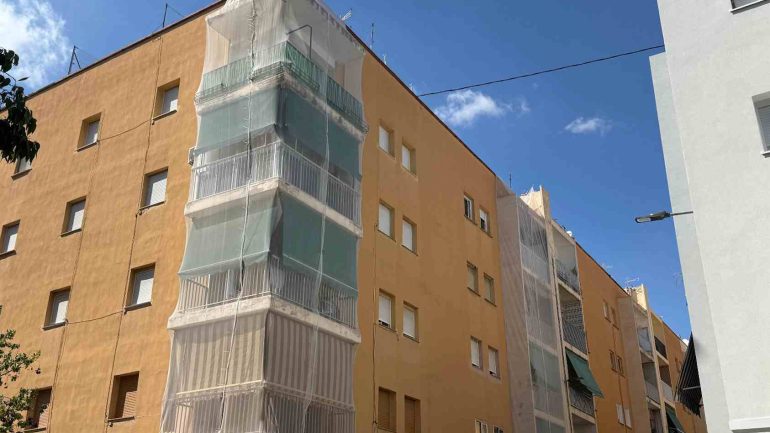 El PSOE denuncia que el Ayuntamiento no abona las ayudas para la rehabilitación de edificios
