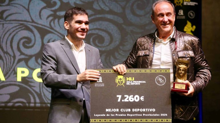 Santa Pola. El Club Náutico y el karateca, Aitor Ruiz, reciben sus Premios Provinciales del Deporte