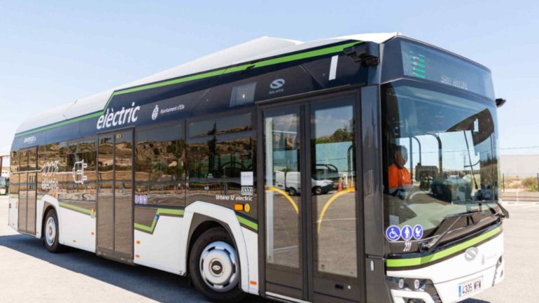 El autobús urbano de Elche será gratuito para los menores de 15 años hasta el 31 de diciembre