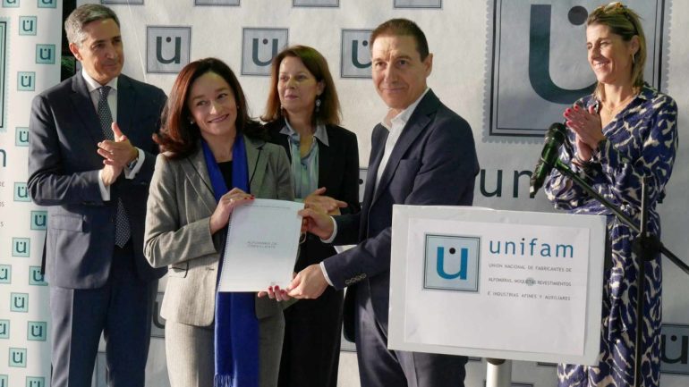 Crevillent. Se solicita la Indicación Geográfica de Productos Artesanales e Industriales para la alfombra