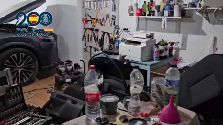Robaban coches de alta gama para reparar turismos siniestrados en la DANA y luego revenderlos