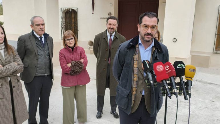 Claudio Guilabert, el guardacostas Cantó, utilizará cuatro caballos diferentes en las Fiestas de la Venida de la Virgen