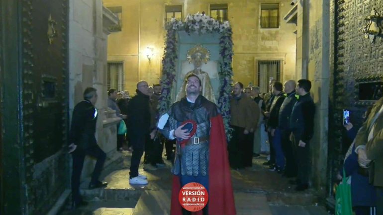 Multitudinario recibimiento a la Virgen de la Asunción en la Basílica de Santa María