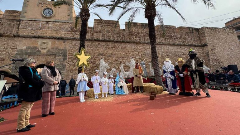 Santa Pola. 6 de enero de 2026, la Cabalgata de los Reyes Magos