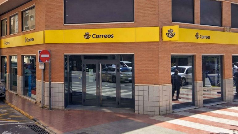 Santa Pola. Correos amplía el horario de atención en la oficina de la calle Fernando Pérez Ojeda