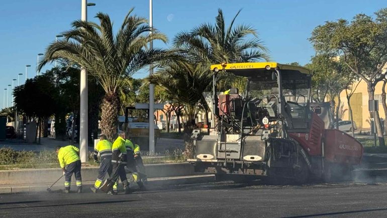 Reasfaltado de rotondas en Elche Parque Empresarial