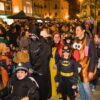 Carnaval de Elche: el viento obliga a eliminar los hinchables y se sigue pendiente de la climatología