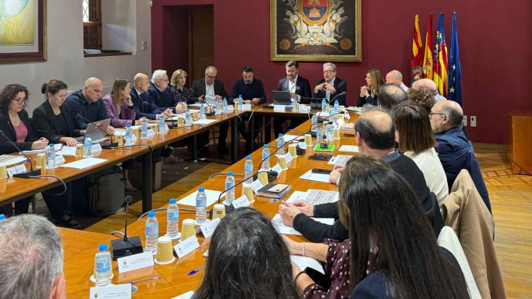 Frente común para elaborar un Plan de Choque en el sector calzado