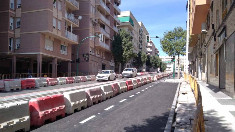 Reabre al tráfico la calle Clara Campoamor