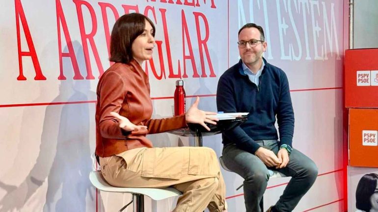 El PSOE denuncia que la Generalitat “está dejando morir la educación”