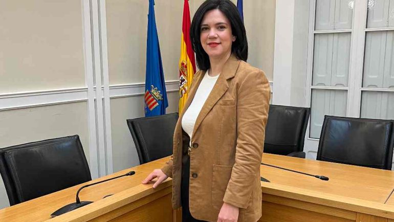 Crevillent. Silvia Asencio deja VOX y pasa a ser concejala no adscrita