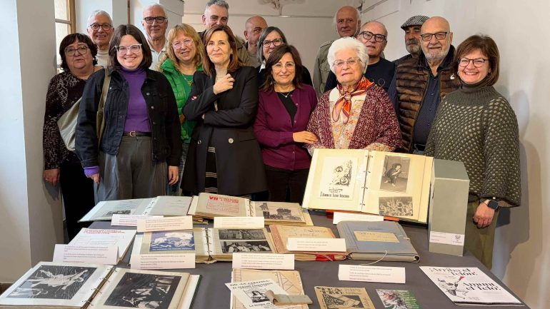 La Carátula cede su fondo documental a la Biblioteca Pedro Ibarra