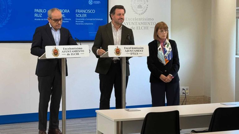 Ruz asegura que la inversión en obra pública supera los 100 millones de euros en esta legislatura