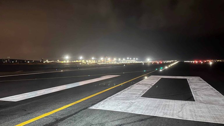 Reabre la pista de vuelo del Aeropuerto Alicante-Elche tras los trabajos de mejora