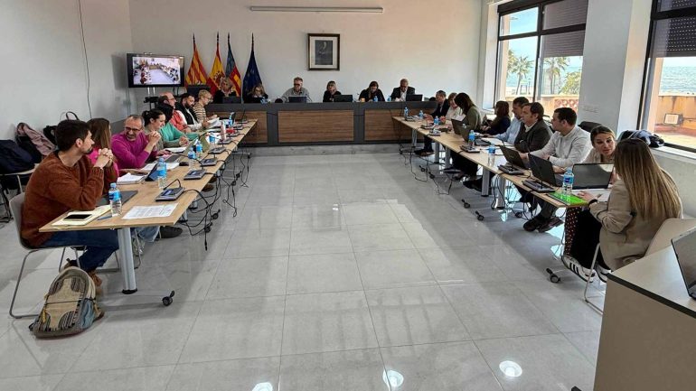Santa Pola. El pleno acuerda pedir ayudas para las paradas biológicas y para las personas celíacas