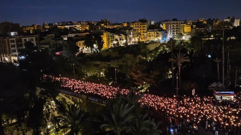 La Procesión del Silencio cambia parte del recorrido y pasa por la Avenida la Comunidad Valenciana