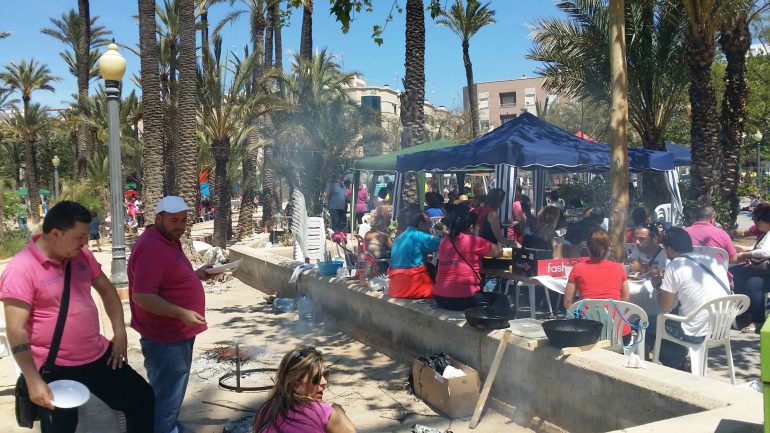 El barrio de Altabix celebra las Fiestas en honor a San Vicente Ferrer