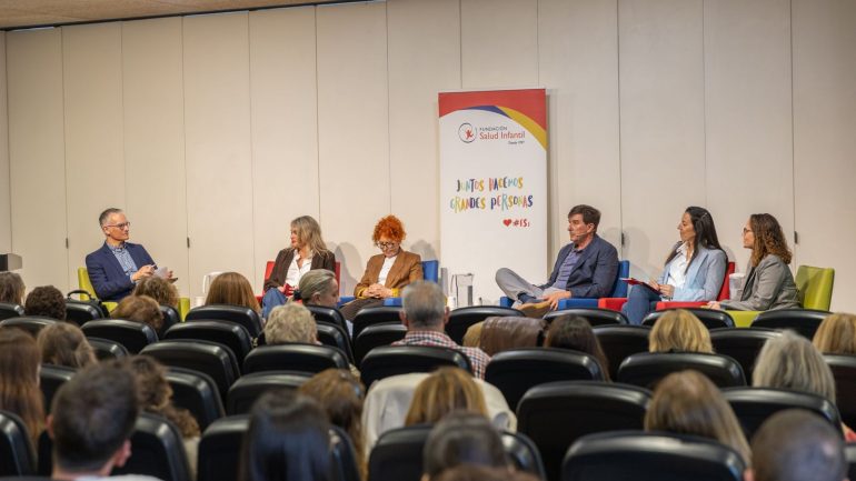 El Ciclo de Coloquios por la Cooperación Internacional al Desarrollo pone de manifiesto el carácter solidario de Elche