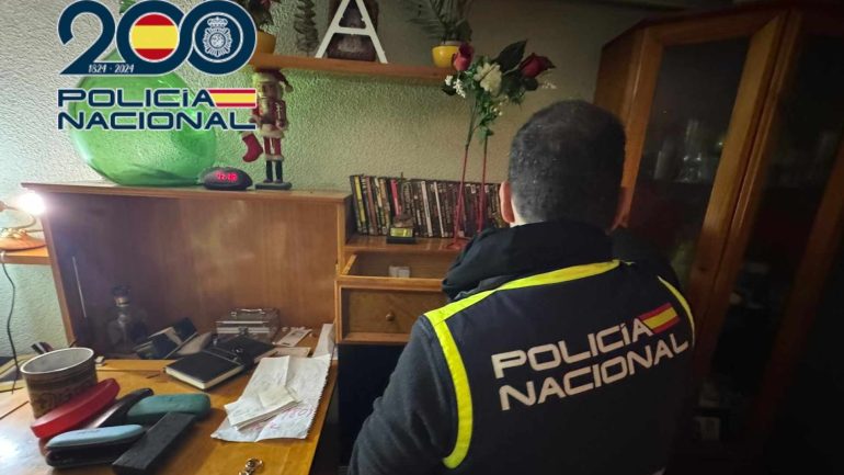 Robaban en vehículos estacionados junto a la Ciudad de la Justicia y el Hospital General y vendían los objetos para conseguir droga