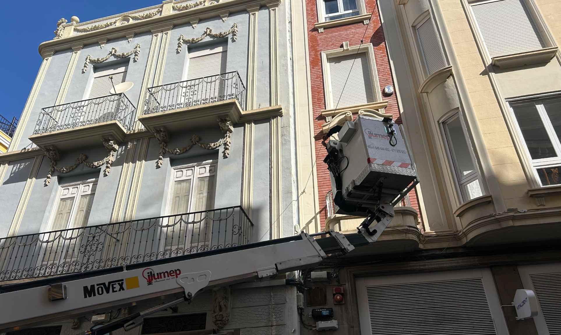 Comienza la instalación de los toldos vela en las calles comerciales ...
