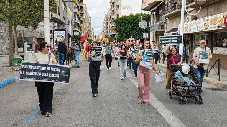 Compromís presenta una moción para que el pleno municipal reclame el laboratorio de ciencias para el IES Severo Ochoa