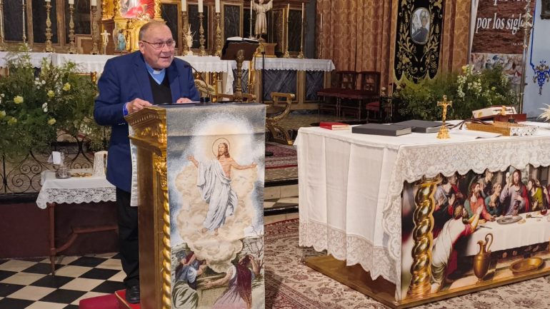 Un emotivo pregón de José Antonio Valero abre las Fiestas de San Pascual Bailón