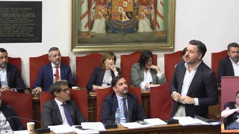 Dos días después del pleno del insulto, Pablo Ruz dice que no le gustó el uso de la palabra “idiota”