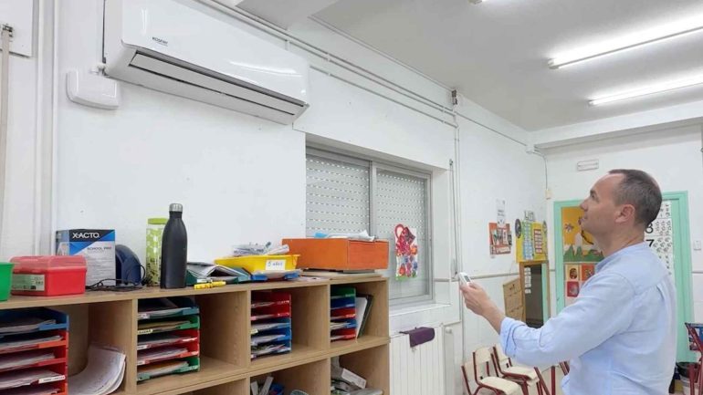 Santa Pola. Climatización en las aulas de Infantil del colegio Cervantes