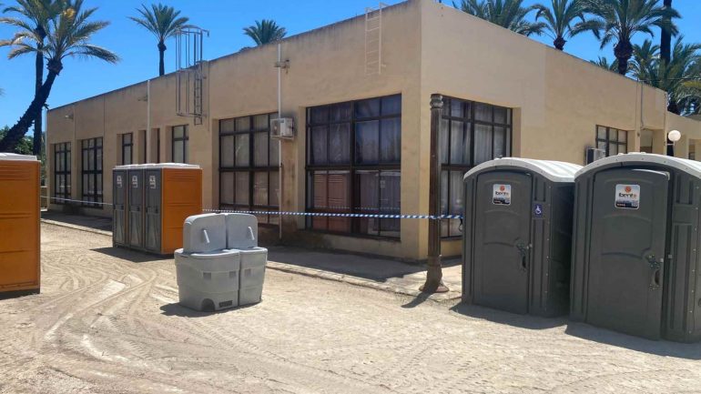 Más quejas del Conservatorio: lamentan que les pongan los aseos del Festival del Huerto y adecenten los alrededores de la Torre de los Vaillo