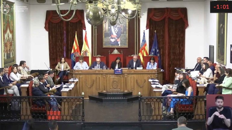 Pleno de mayo: regularización de migrantes, sanidad, Centro de Congresos, Tajo-Segura, uso de palabras malsonantes…