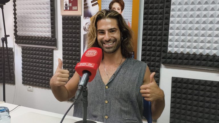 Dany Mixtika presenta su disco en El Aperitivo de Versión Radio