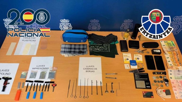 Tres detenidos por robos en viviendas de varias localidades, entre ellas Elche, por el método del «hilo de pegamento»