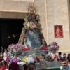 La Virgen del Rocío comienza la Romería arropada por multitud de personas