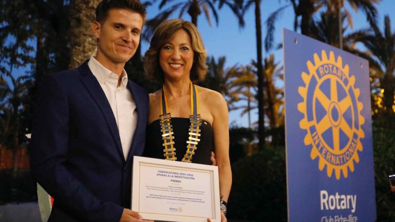 El Rotary Club Elche Illice premia un proyecto de inteligencia artificial aplicado a la reanimación cardiopulmonar