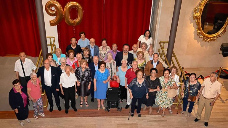Homenaje a 26 mayores de 90 años y a dos personas de 100 años
