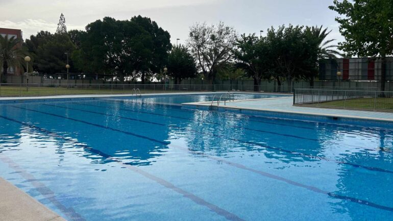 El sábado abren las piscinas con horario ampliado y gratuidad para menores de 14 años escolarizados